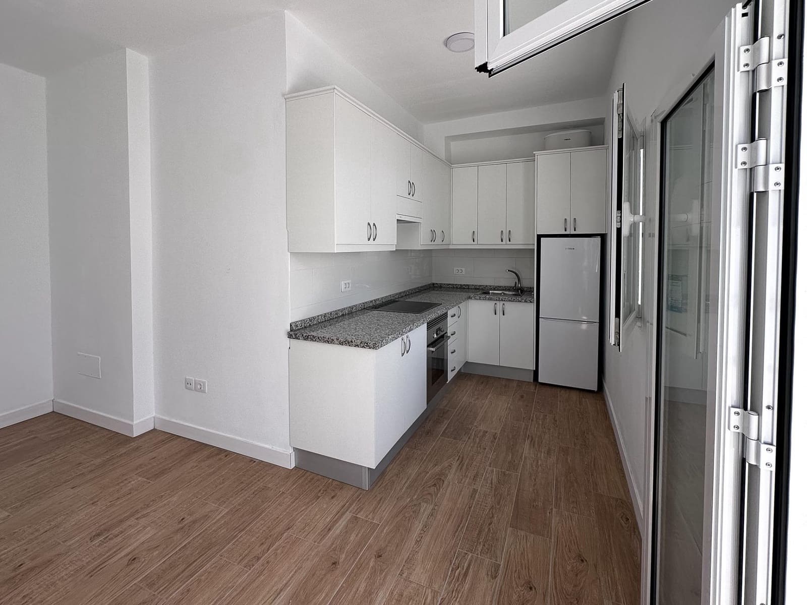 1 sovrum Lägenhet att hyra i Barlovento med garage - 700 € (Ref: 10037531)