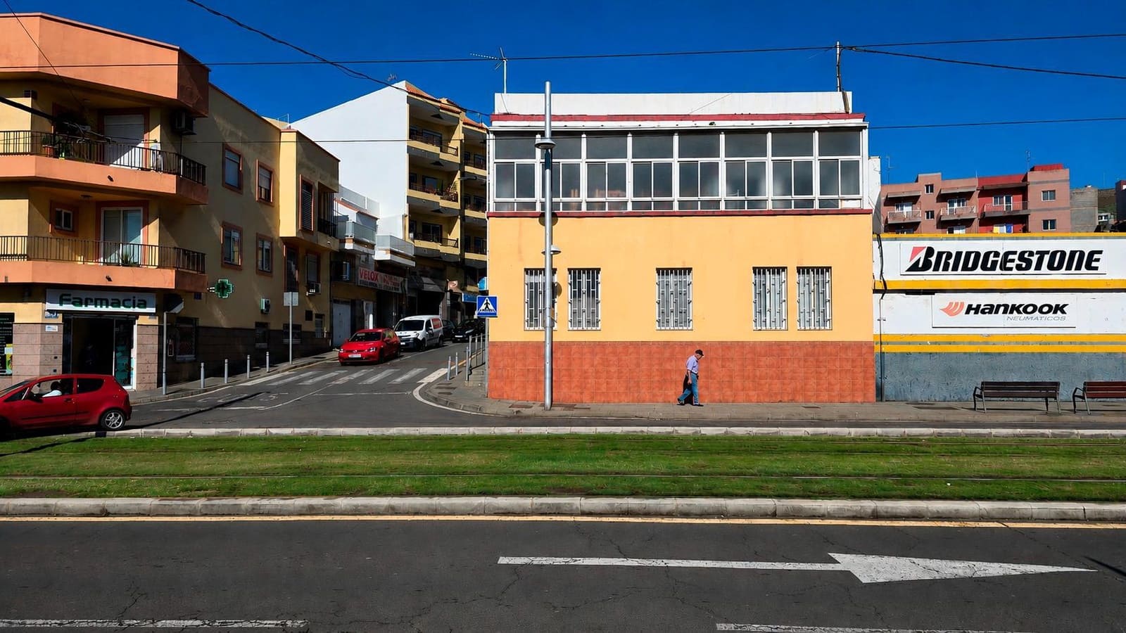 Commercial for sale in San Cristobal de La Laguna - € 180,000 (Ref: 10109791)
