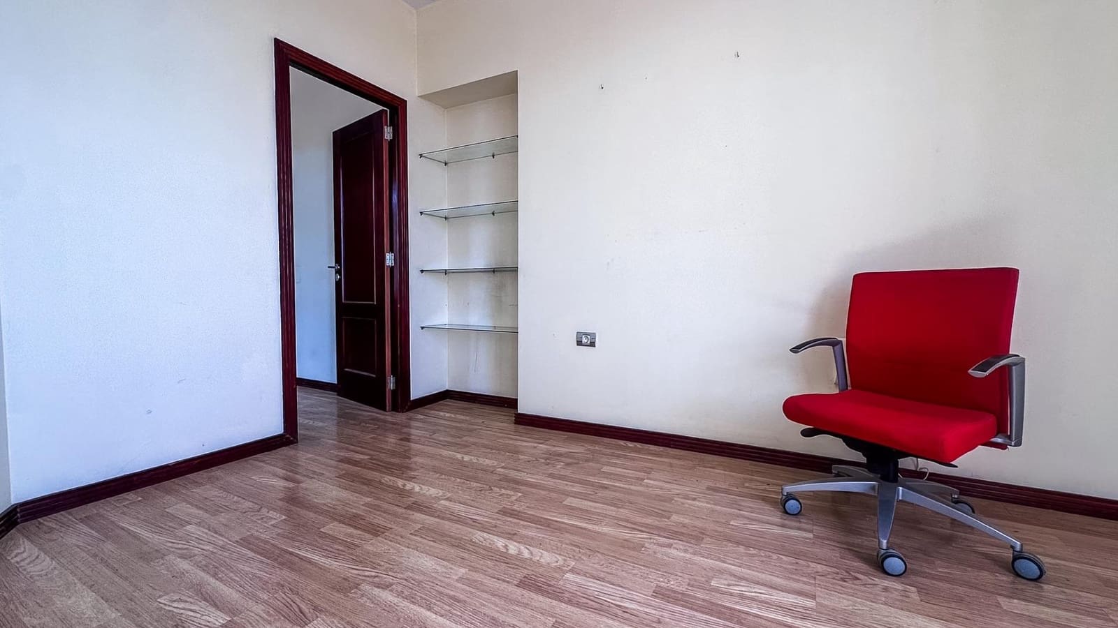 3 bedroom Commercial for rent in Adeje - € 895 (Ref: 10115756)