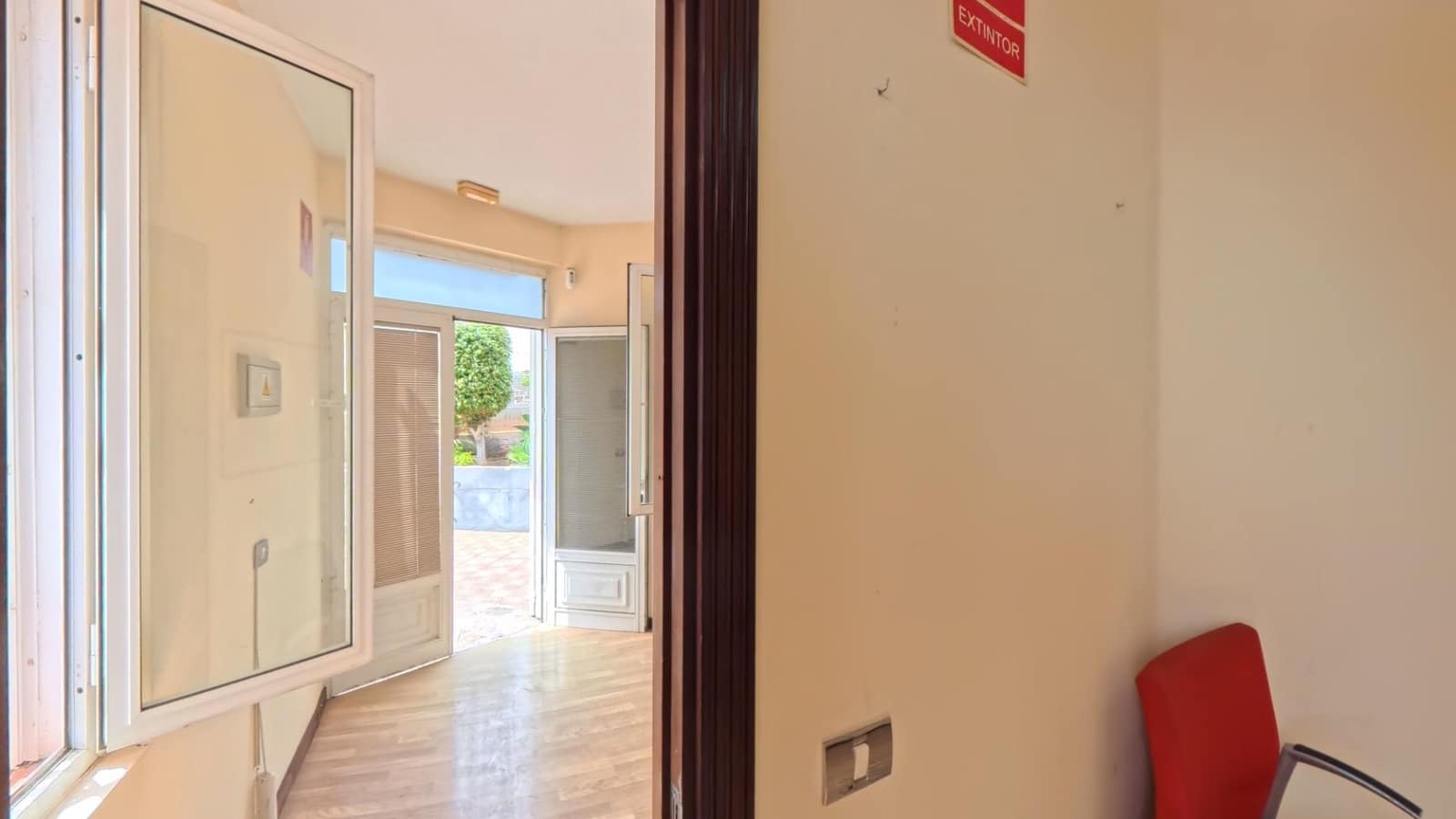 3 bedroom Commercial for rent in Adeje - € 895 (Ref: 10115756)