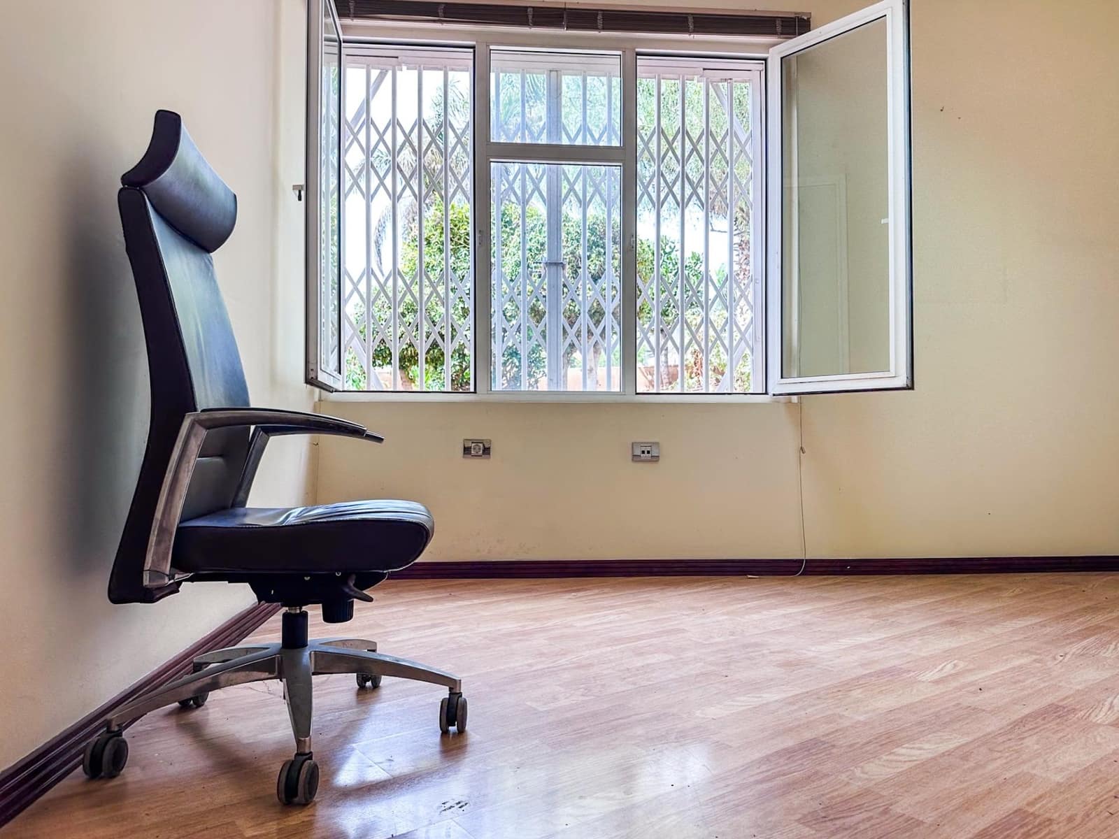 3 bedroom Commercial for rent in Adeje - € 895 (Ref: 10115756)
