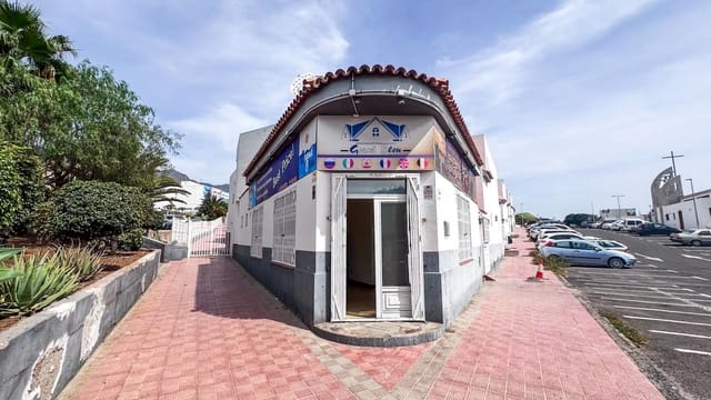 3 soverom Kommersiell til leie i Casco Urbano, Adeje - € 895 (Ref: 10115756)