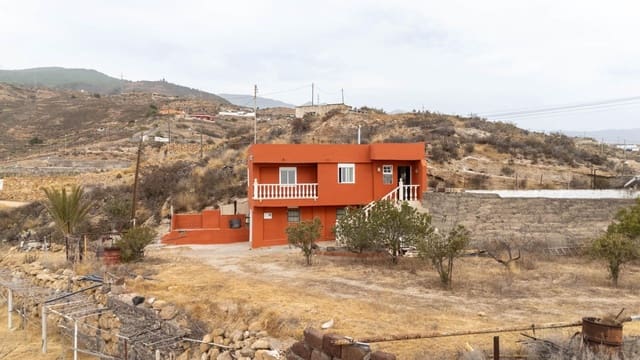 5 soveværelse Finca/Landehus til salg i Güímar med swimmingpool garage - € 420.000 (Ref: 10132787)