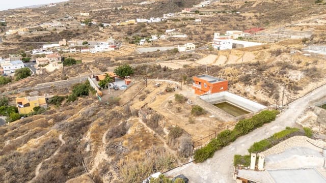 5 soveværelse Finca/Landehus til salg i Güímar med swimmingpool garage - € 420.000 (Ref: 10132787)