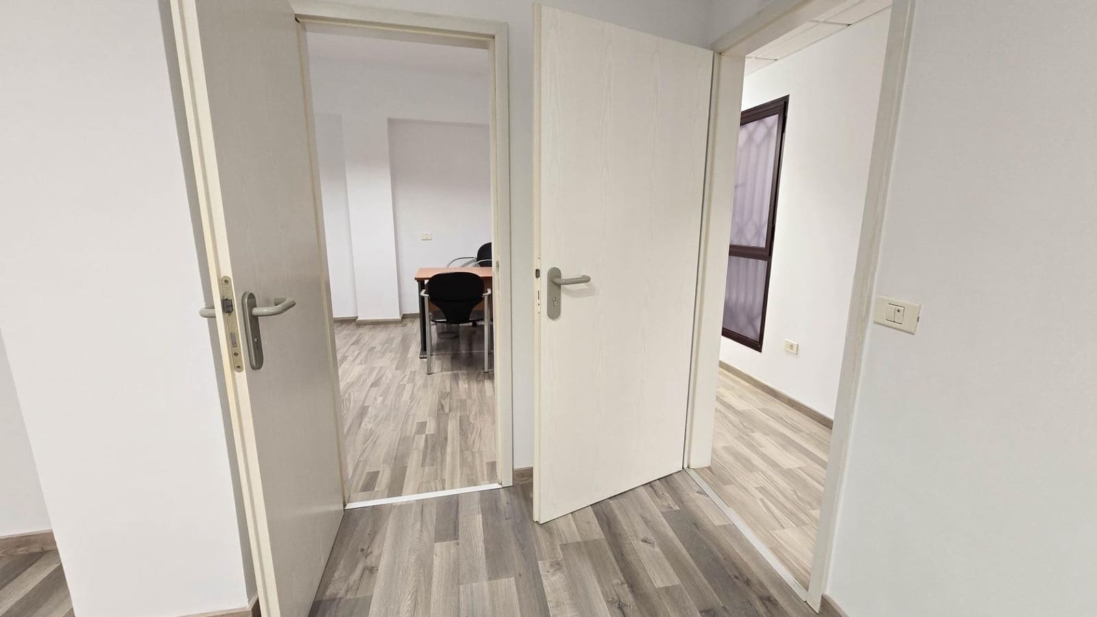 Toimisto vuokrattavana paikassa Santa Cruz de Tenerife - 1 450 € (Ref: 10139827)