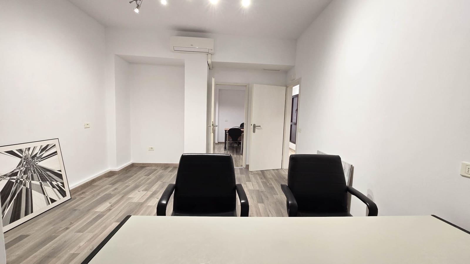 Toimisto vuokrattavana paikassa Santa Cruz de Tenerife - 1 450 € (Ref: 10139827)