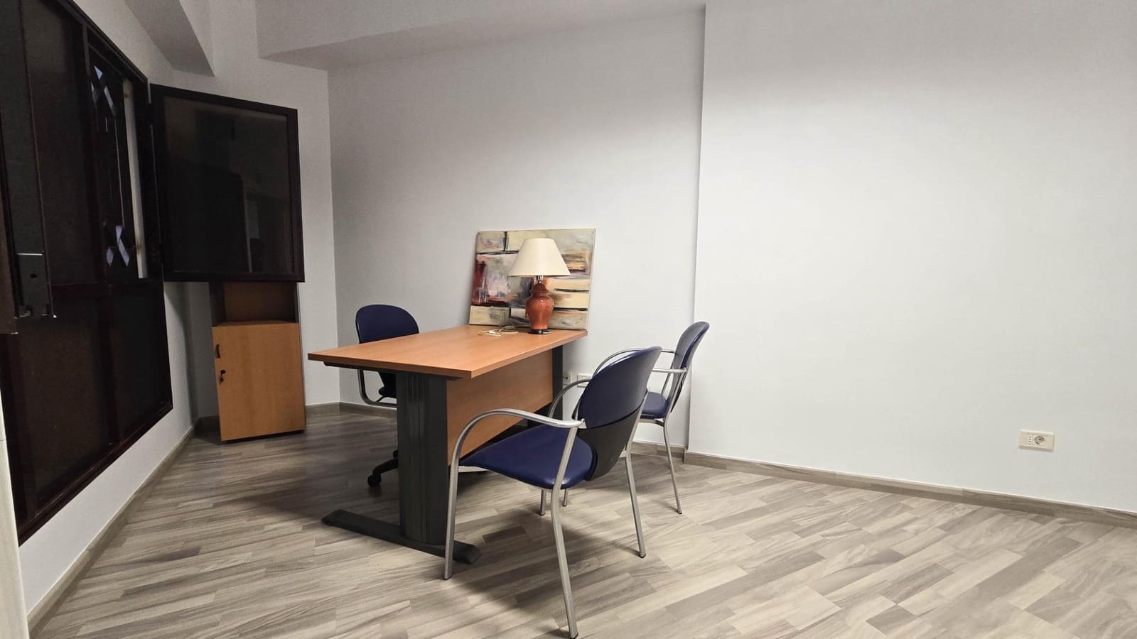 Toimisto vuokrattavana paikassa Santa Cruz de Tenerife - 1 450 € (Ref: 10139827)