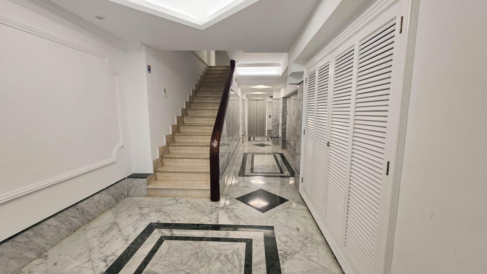 Toimisto vuokrattavana paikassa Santa Cruz de Tenerife - 1 450 € (Ref: 10139827)