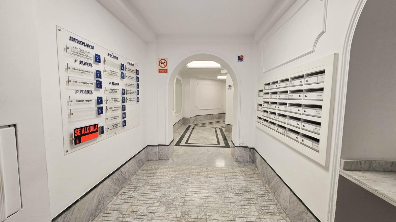 Toimisto vuokrattavana paikassa Santa Cruz de Tenerife - 1 450 € (Ref: 10139827)