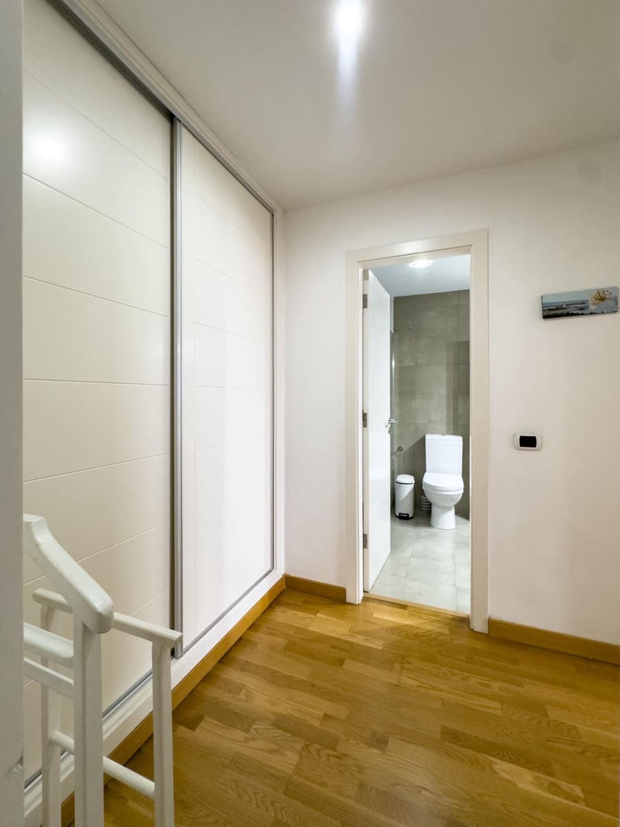 4 sypialnia Penthouse na sprzedaż w Santa Cruz de Tenerife z garażem - 815 000 € (Ref: 9466157)