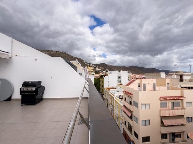 4 makuuhuone Kattohuoneisto myytävänä paikassa Santa Cruz de Tenerife mukana 
autotalli - 815 000 € (Ref: 9466157)