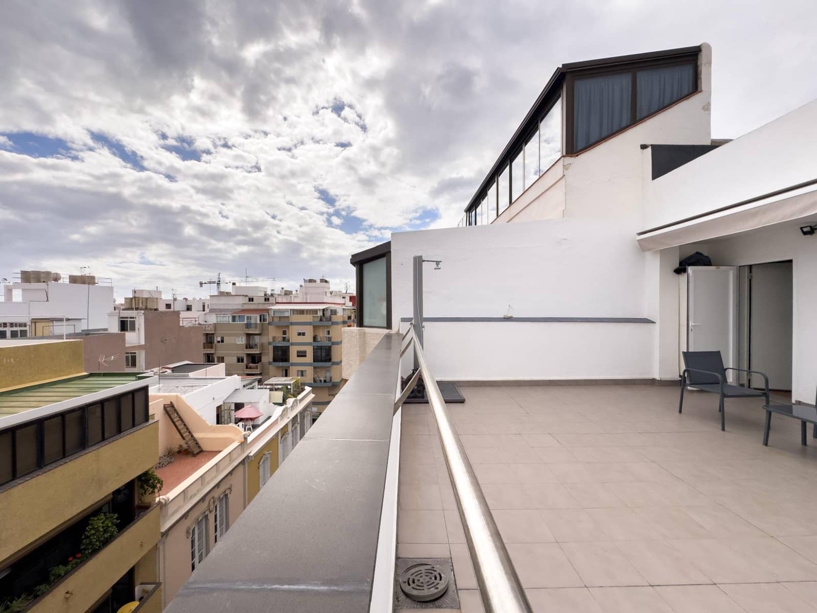 4 sypialnia Penthouse na sprzedaż w Santa Cruz de Tenerife z garażem - 815 000 € (Ref: 9466157)