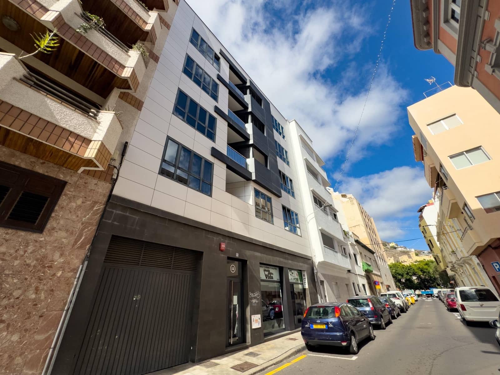 4 sypialnia Penthouse na sprzedaż w Santa Cruz de Tenerife z garażem - 815 000 € (Ref: 9466157)