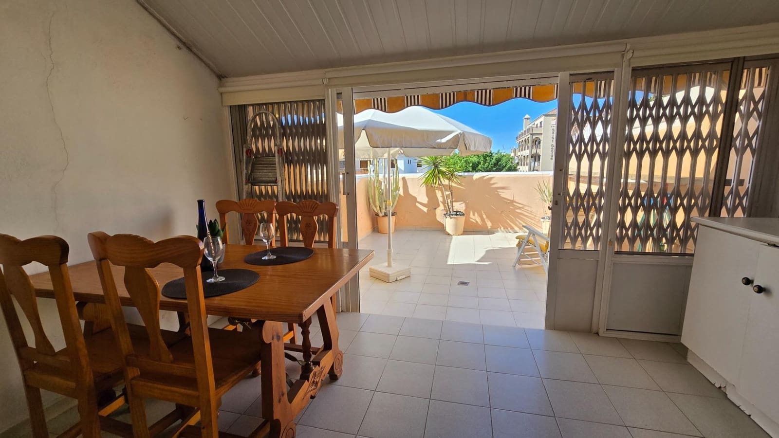 1 bedroom Apartment for sale in Los Cristianos - € 285,000 (Ref: 9466158)