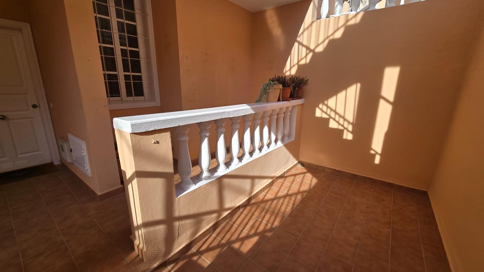 1 bedroom Apartment for sale in Los Cristianos - € 285,000 (Ref: 9466158)