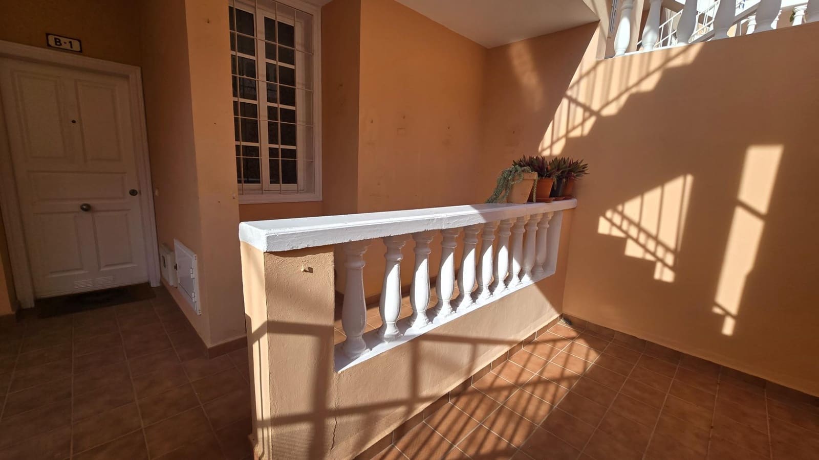 1 bedroom Apartment for sale in Los Cristianos - € 270,000 (Ref: 9466158)