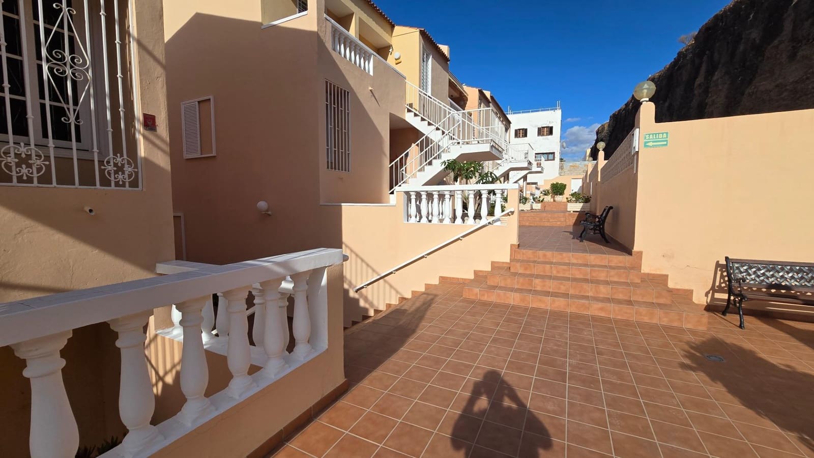 1 bedroom Apartment for sale in Los Cristianos - € 270,000 (Ref: 9466158)