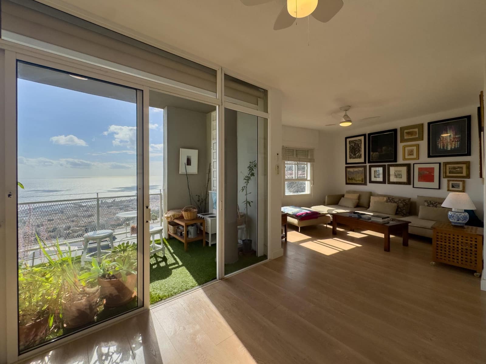 3 bedroom Flat for sale in Santa Cruz de Tenerife with garage - € 395,000 (Ref: 9466159)