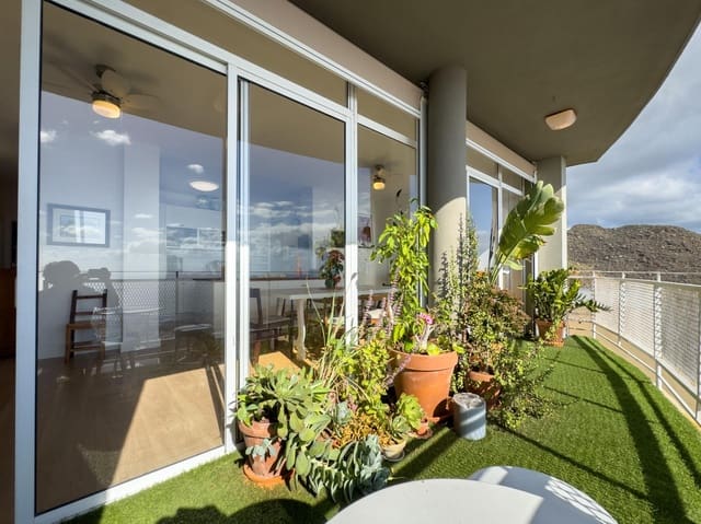 3 makuuhuone Asunto myytävänä paikassa Santa Cruz de Tenerife mukana 
autotalli - 395 000 € (Ref: 9466159)