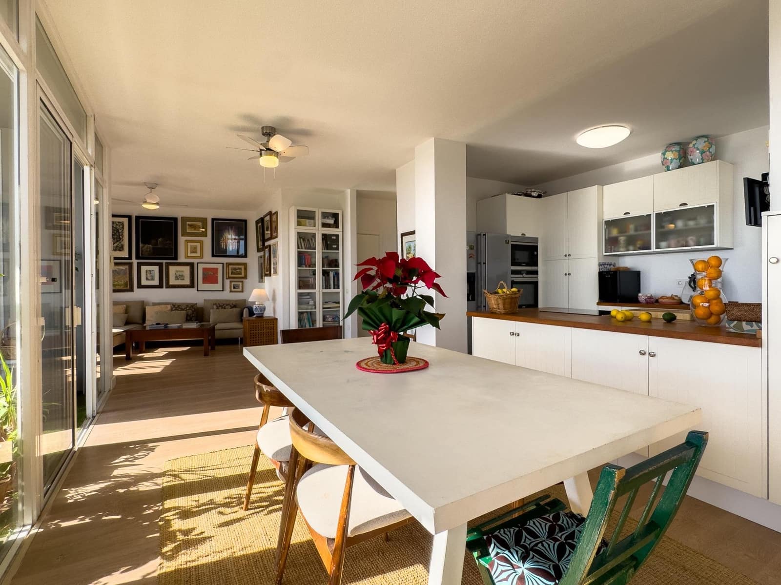 3 bedroom Flat for sale in Santa Cruz de Tenerife with garage - € 395,000 (Ref: 9466159)