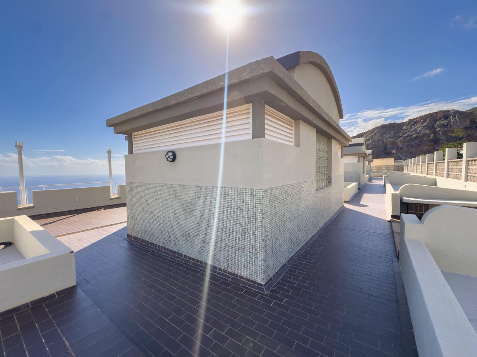 3 bedroom Flat for sale in Santa Cruz de Tenerife with garage - € 395,000 (Ref: 9466159)