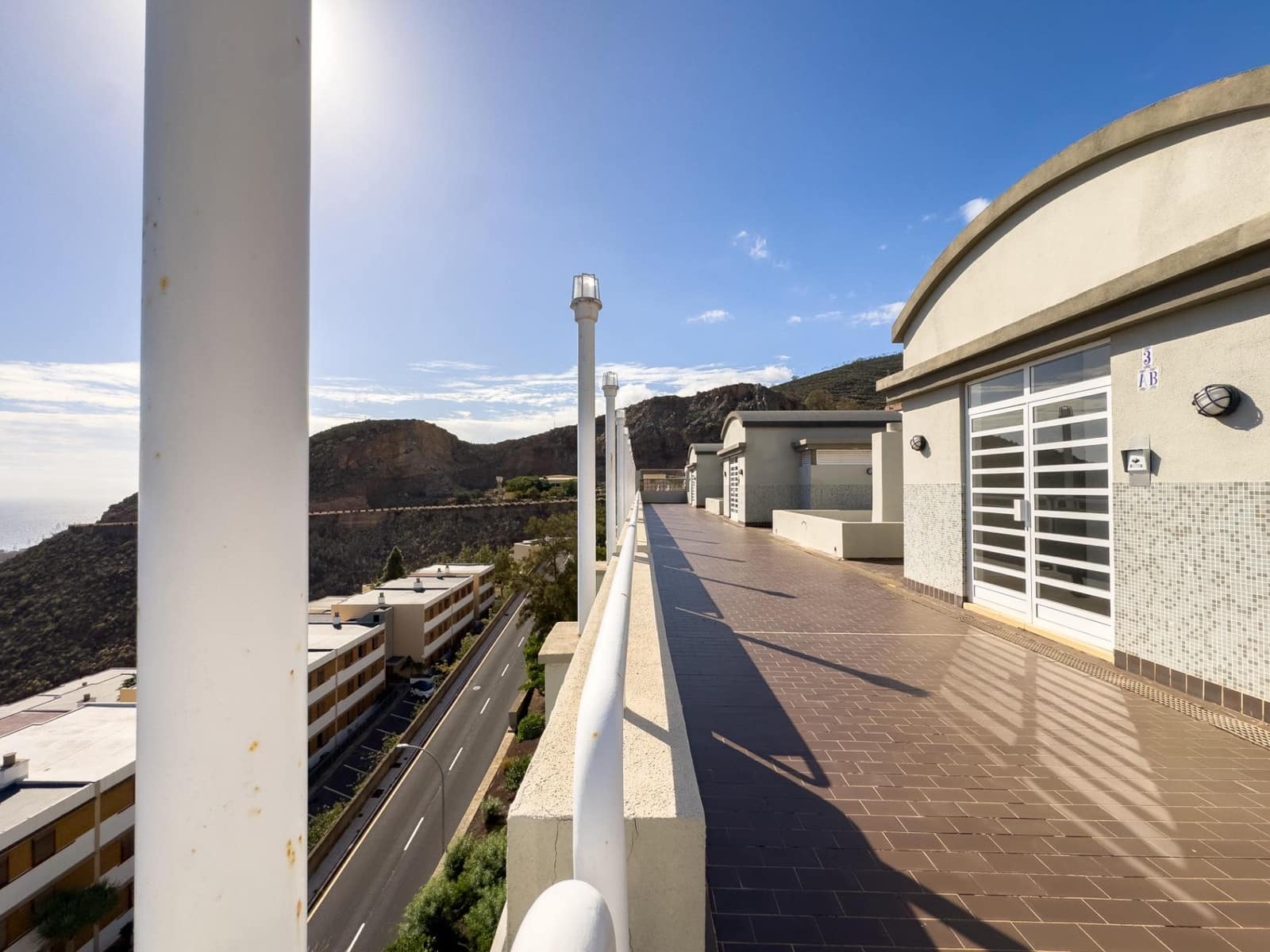 3 bedroom Flat for sale in Santa Cruz de Tenerife with garage - € 395,000 (Ref: 9466159)