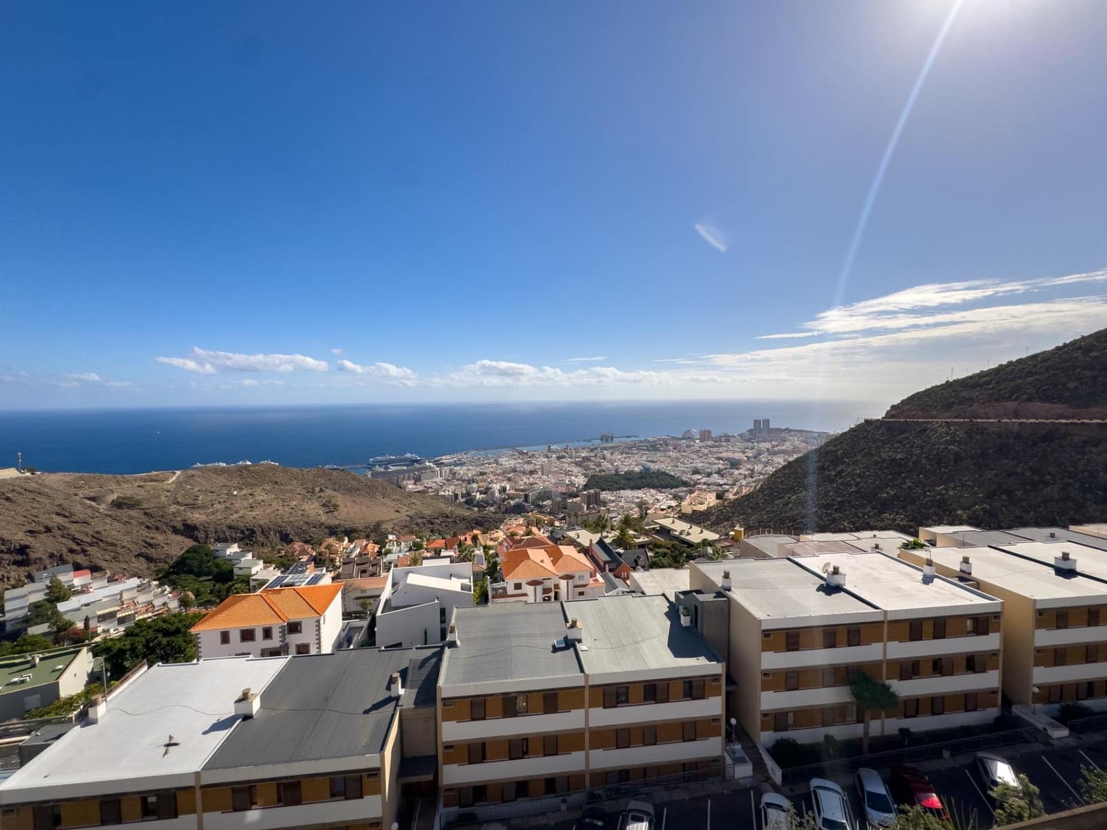 3 bedroom Flat for sale in Santa Cruz de Tenerife with garage - € 395,000 (Ref: 9466159)