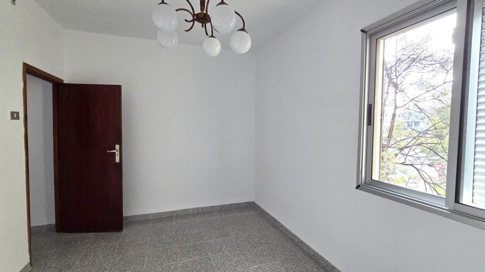 3 bedroom Flat for sale in Santa Cruz de Tenerife - € 150,000 (Ref: 9499025)