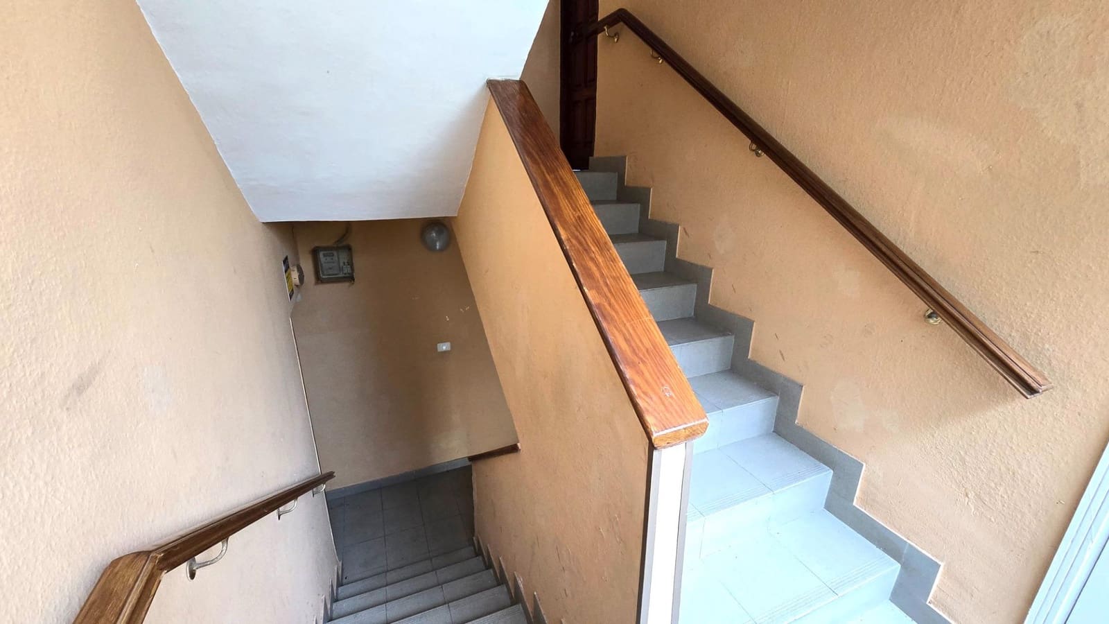 3 bedroom Flat for sale in Santa Cruz de Tenerife - € 150,000 (Ref: 9499025)