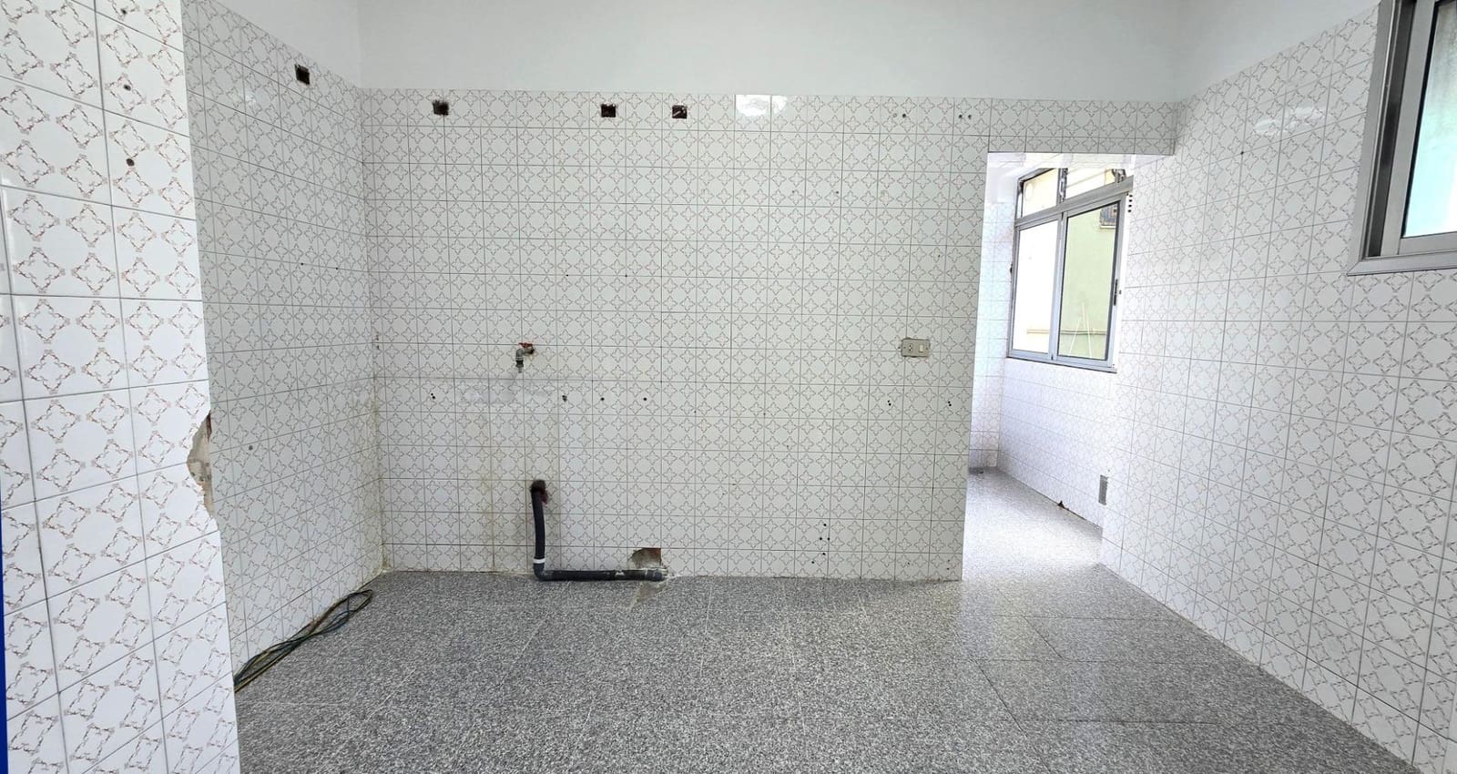 3 bedroom Flat for sale in Santa Cruz de Tenerife - € 150,000 (Ref: 9499025)