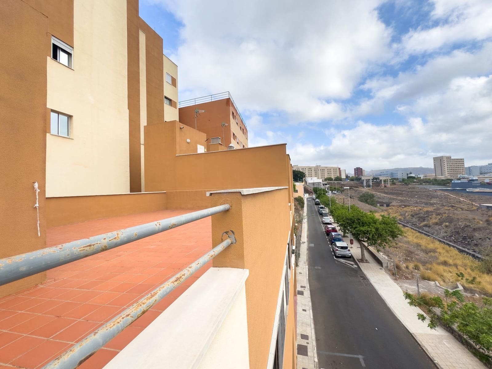 3 soveværelse Rækkehus til salg i Santa Cruz de Tenerife - € 300.000 (Ref: 9543766)