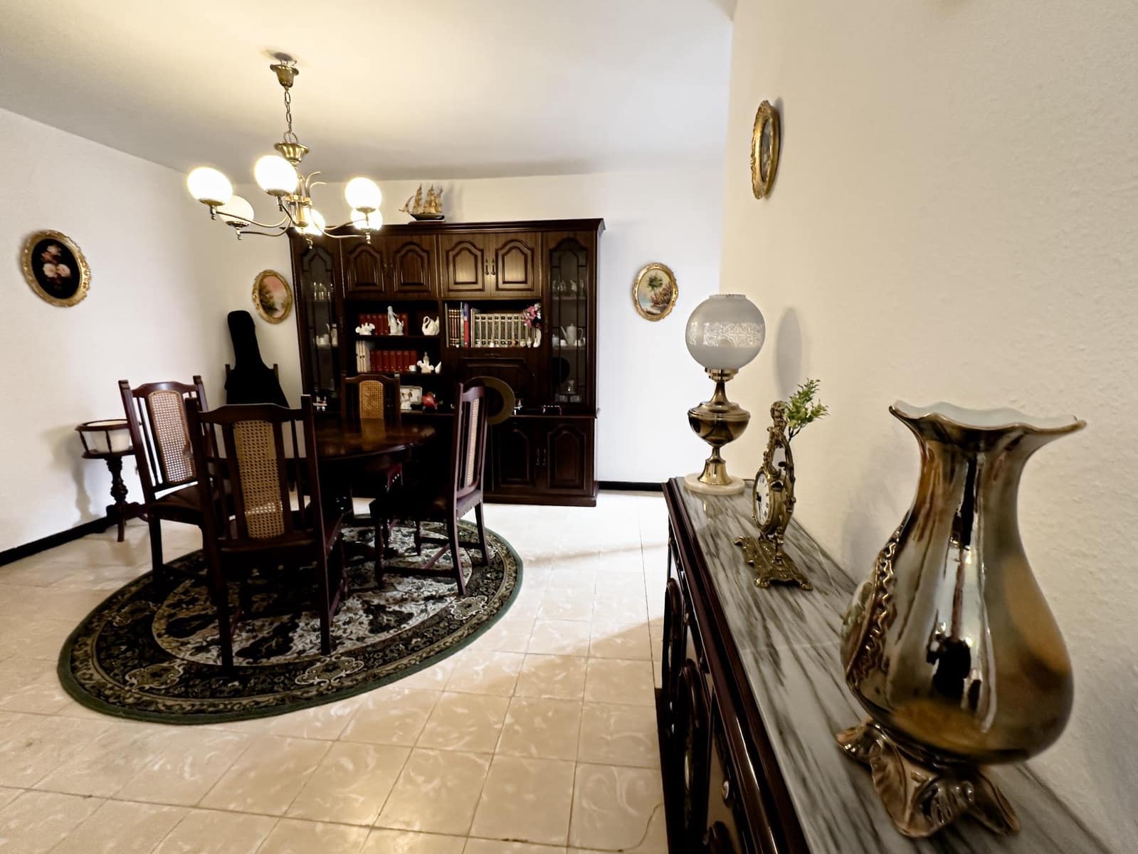 4 soveværelse Lejlighed til salg i San Cristobal de La Laguna - € 154.000 (Ref: 9571299)