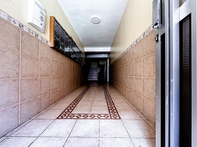 4 soveværelse Lejlighed til salg i San Cristóbal de La Laguna - € 154.000 (Ref: 9571299)