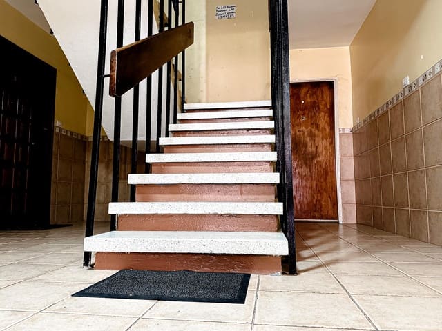 4 soveværelse Lejlighed til salg i San Cristóbal de La Laguna - € 154.000 (Ref: 9571299)