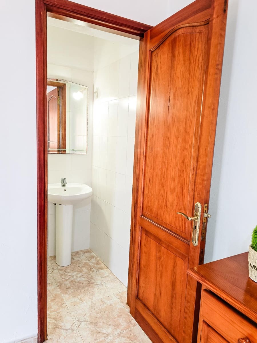 2 bedroom Apartment for rent in Barlovento with garage - € 750 (Ref: 9625798)