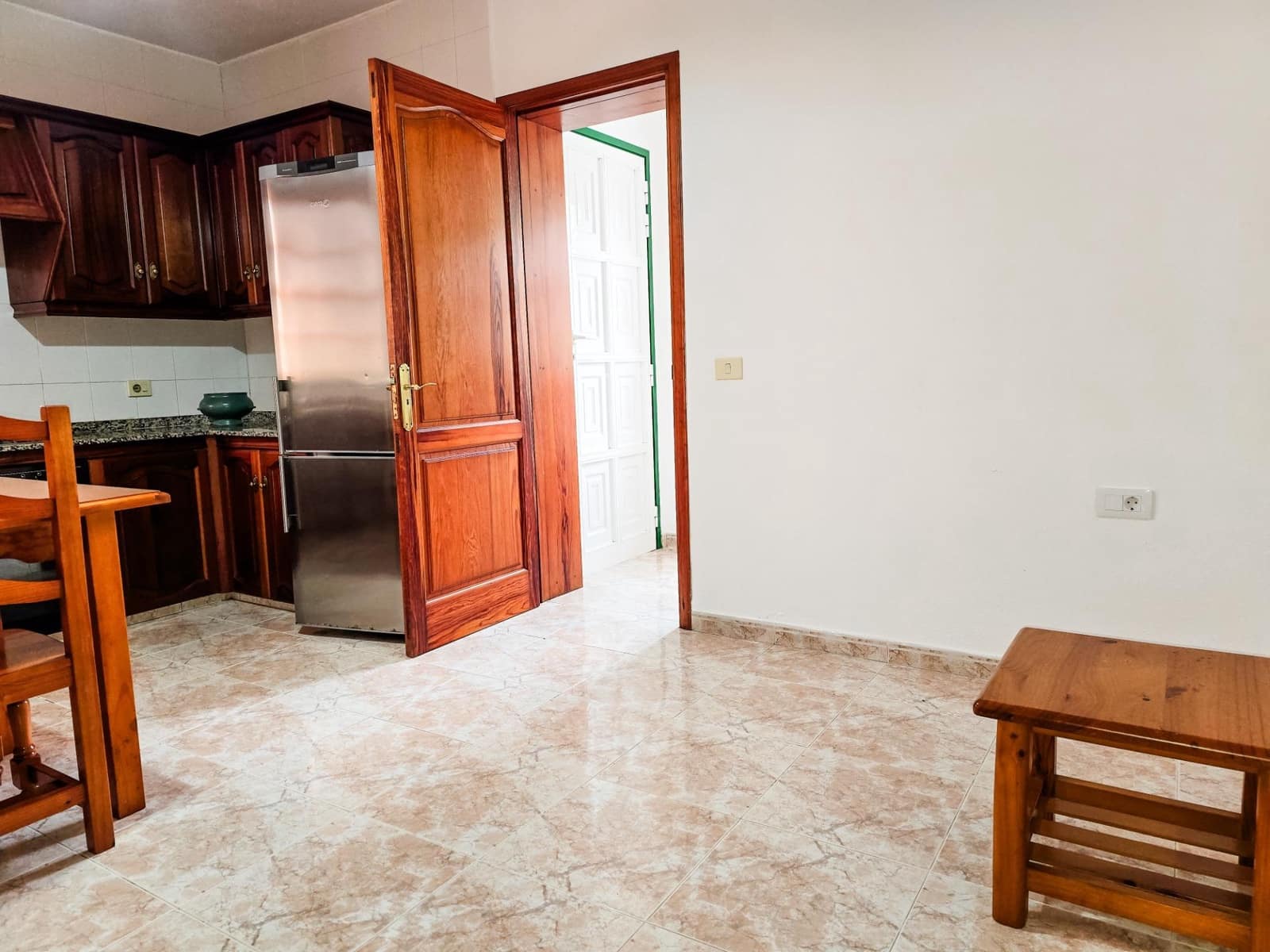 2 bedroom Apartment for rent in Barlovento with garage - € 750 (Ref: 9625798)