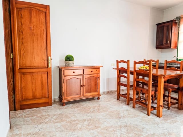 2 bedroom Apartment for rent in Barlovento with garage - € 750 (Ref: 9625798)