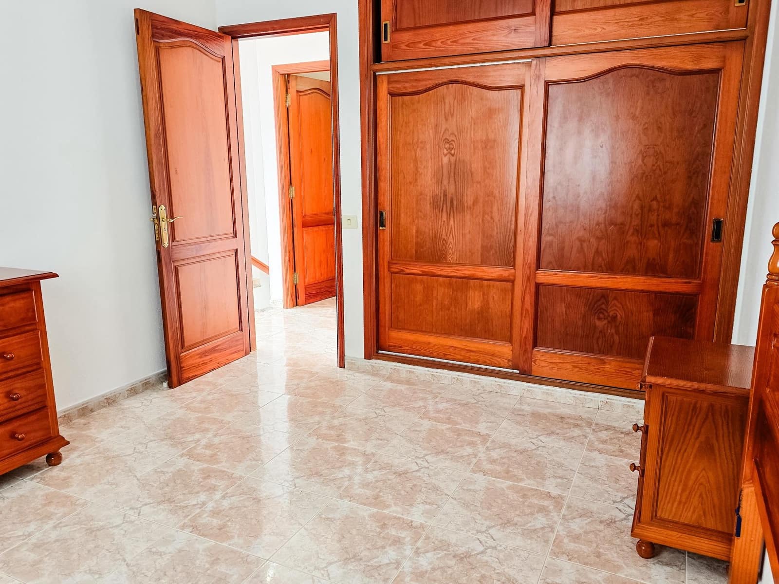 2 bedroom Apartment for rent in Barlovento with garage - € 750 (Ref: 9625798)