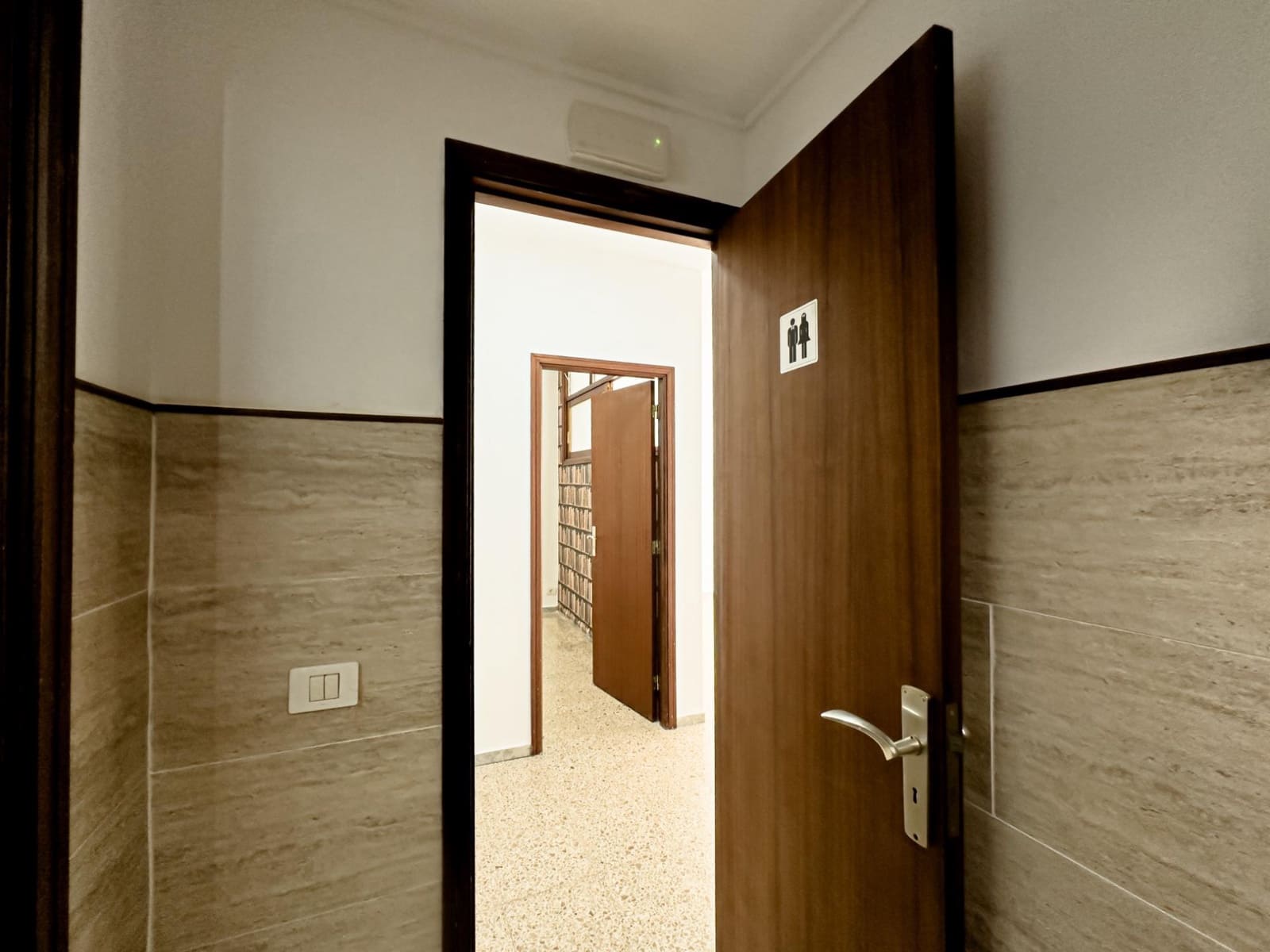 4 sypialnia Biuro do wynajęcia w Santa Cruz de Tenerife - 850 € (Ref: 9630139)