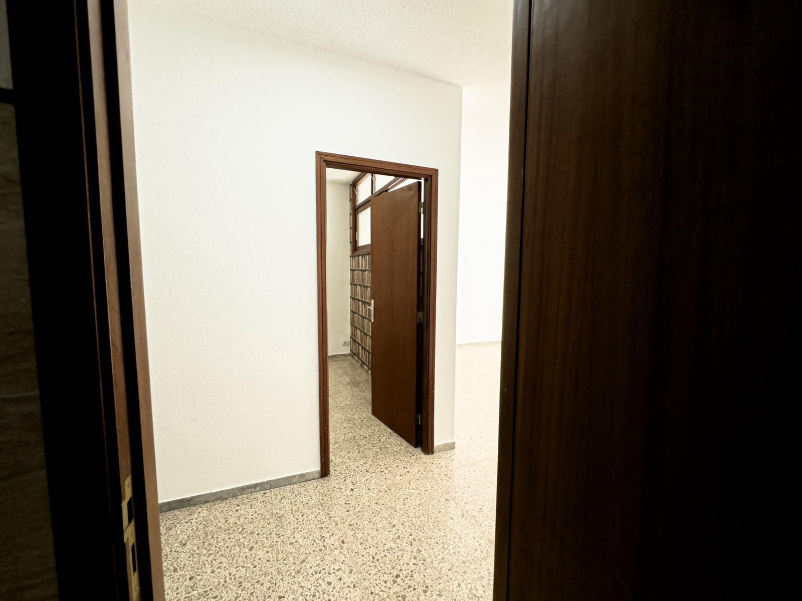 4 sypialnia Biuro do wynajęcia w Santa Cruz de Tenerife - 850 € (Ref: 9630139)