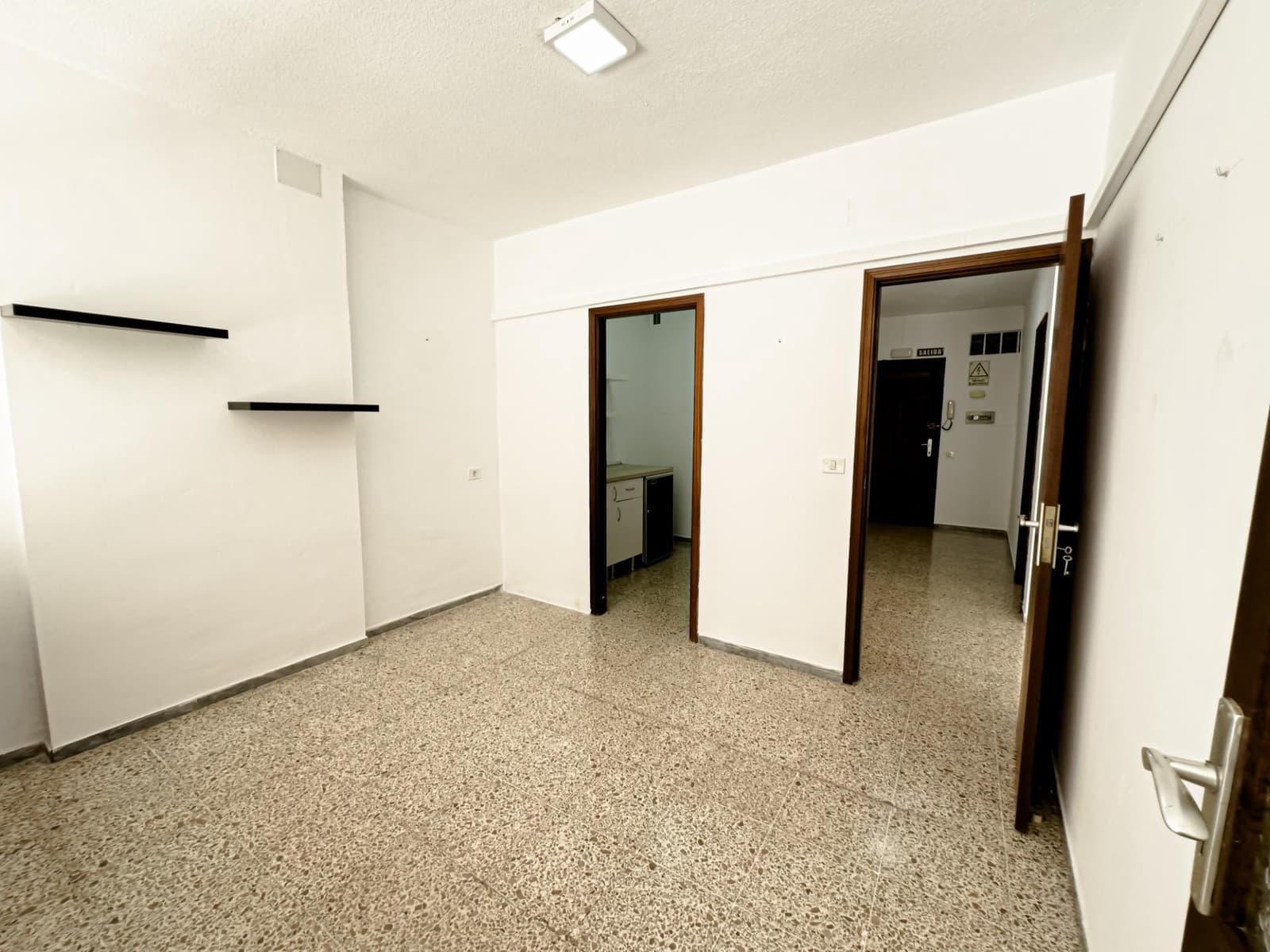 4 sypialnia Biuro do wynajęcia w Santa Cruz de Tenerife - 850 € (Ref: 9630139)