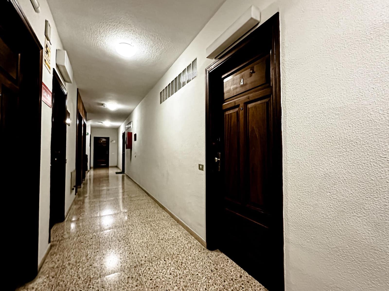 4 sypialnia Biuro do wynajęcia w Santa Cruz de Tenerife - 850 € (Ref: 9630139)