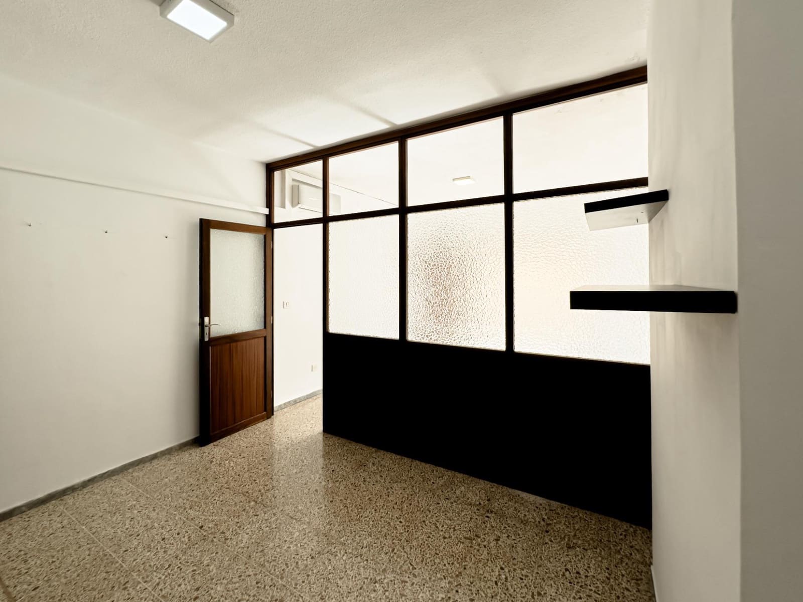 4 sypialnia Biuro do wynajęcia w Santa Cruz de Tenerife - 850 € (Ref: 9630139)