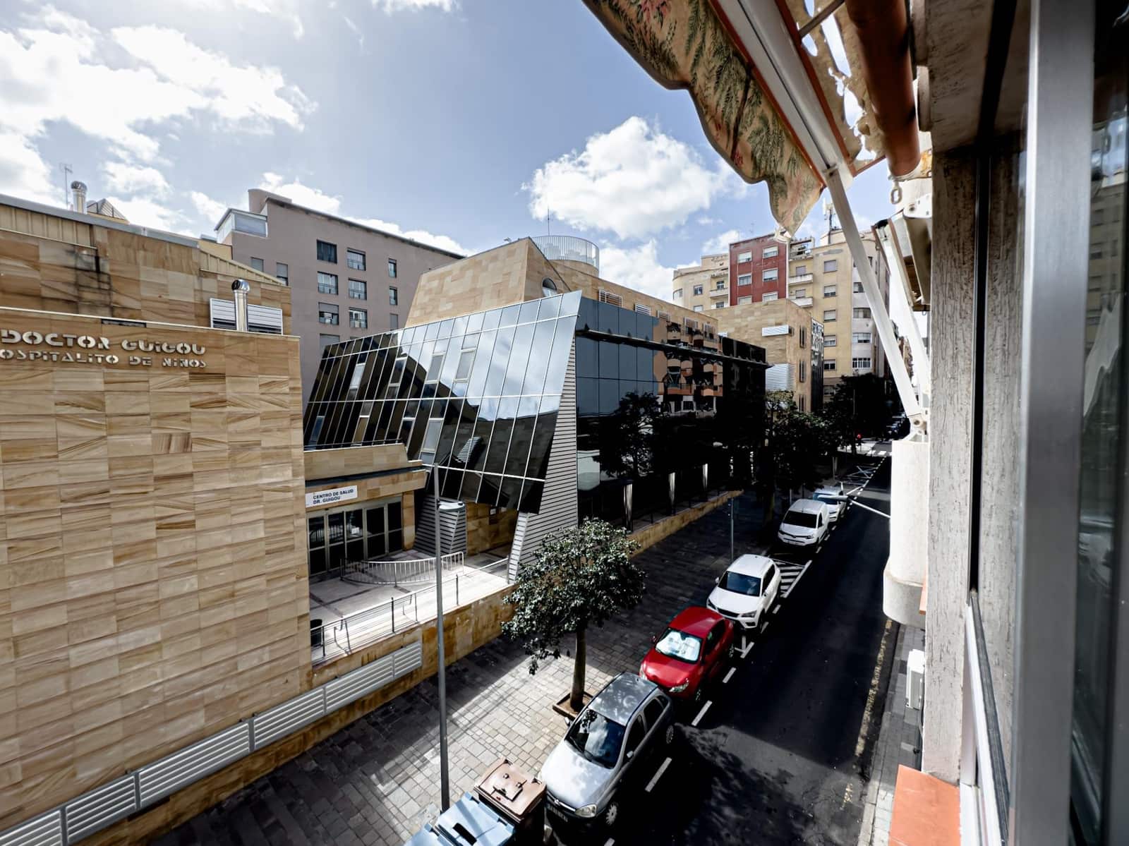 4 sypialnia Biuro do wynajęcia w Santa Cruz de Tenerife - 850 € (Ref: 9630139)