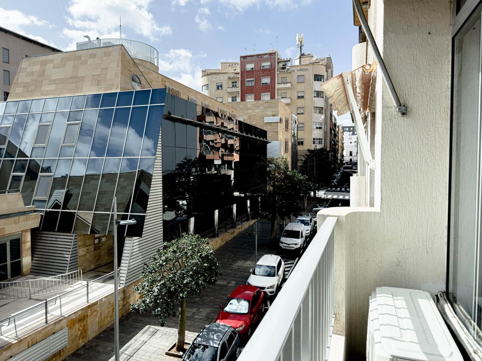 4 sypialnia Biuro do wynajęcia w Santa Cruz de Tenerife - 850 € (Ref: 9630139)