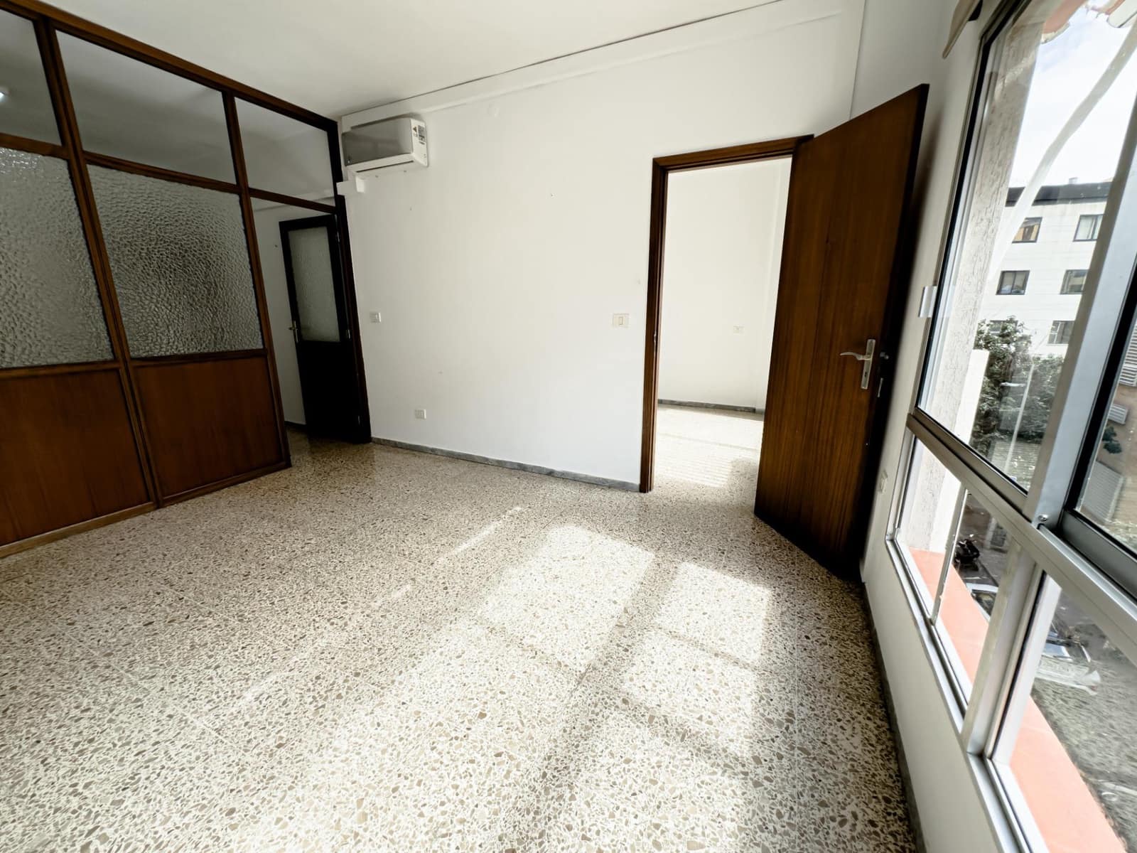 4 sypialnia Biuro do wynajęcia w Santa Cruz de Tenerife - 850 € (Ref: 9630139)