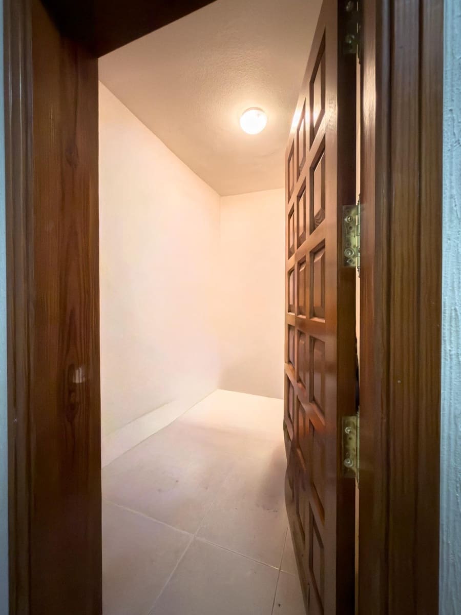 3 bedroom Apartment for sale in San Cristobal de La Laguna with garage - € 320,000 (Ref: 9843605)