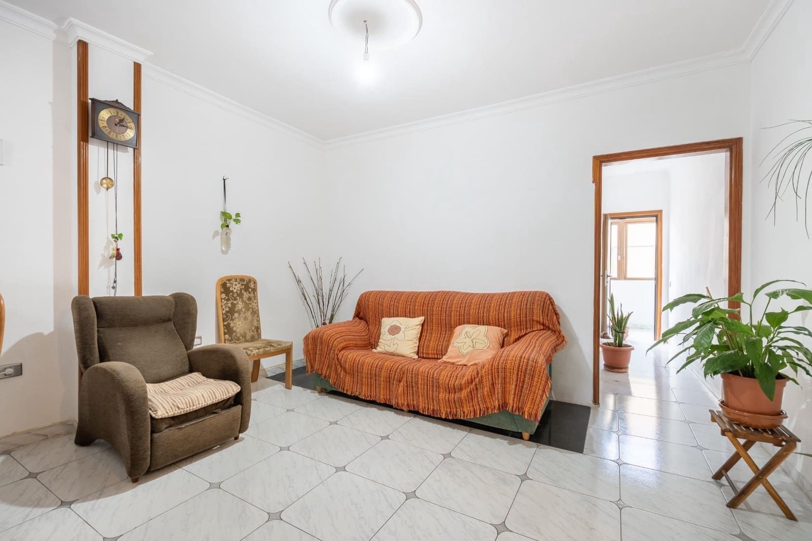 4 bedroom Flat for sale in Santa Cruz de Tenerife - € 235,000 (Ref: 9849500)