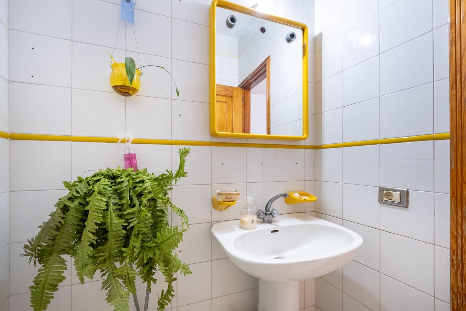 4 bedroom Flat for sale in Santa Cruz de Tenerife - € 235,000 (Ref: 9849500)