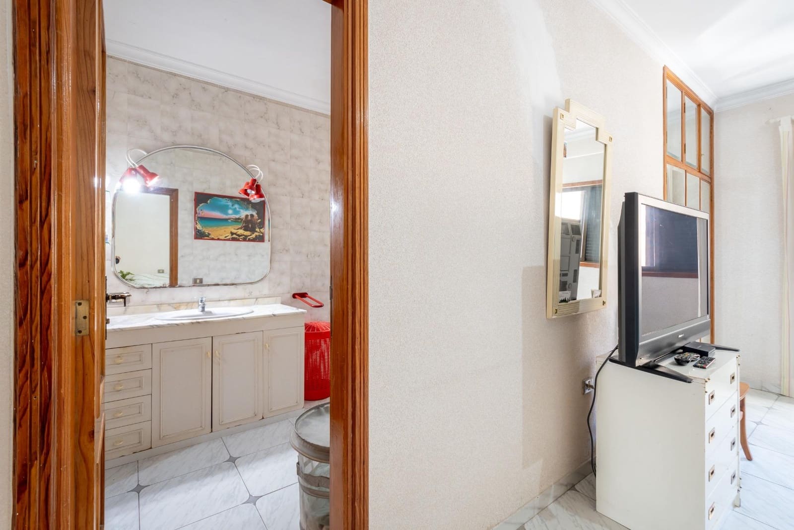 4 bedroom Flat for sale in Santa Cruz de Tenerife - € 235,000 (Ref: 9849500)